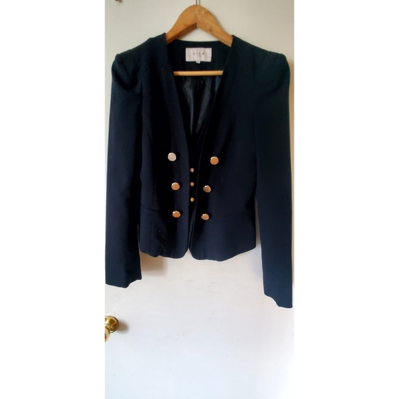 Blazer - Picture 1 of 1